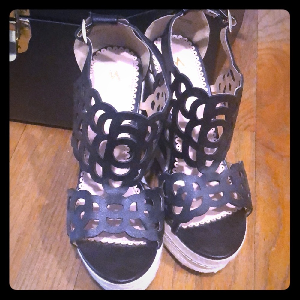 Madison by Shoe Dazzle (Morela) 8.5